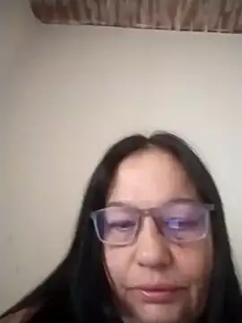 Snapshot of catdool chatting on May 26, 3:52 pm catdool online show from May 26, 3:52 pm