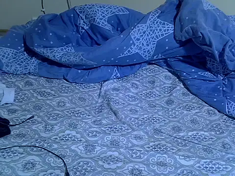 Snapshot of EbonyMina_ chatting on January 16, 4:27 am EbonyMina online show from January 16, 4:27 am