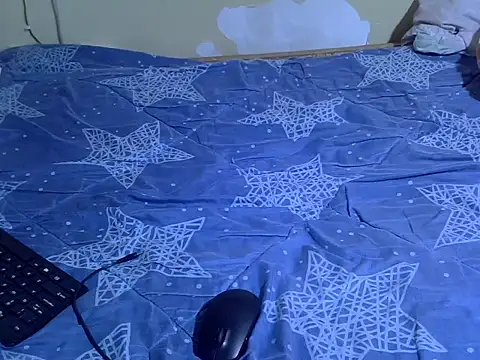 Snapshot of EbonyMina_ chatting on February 20, 9:21 am EbonyMina online show from February 20, 9:21 am