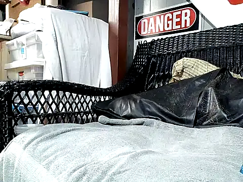 HungHawaiian808xh online show from January 11, 6:13 pm