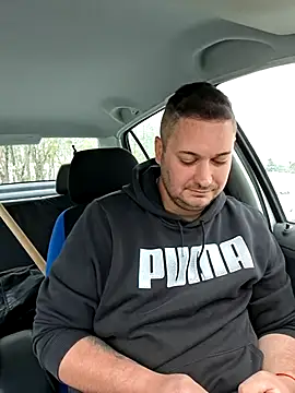 Snapshot of nemes2 chatting on November 23, 8:58 am nemes2 online show from November 23, 8:58 am