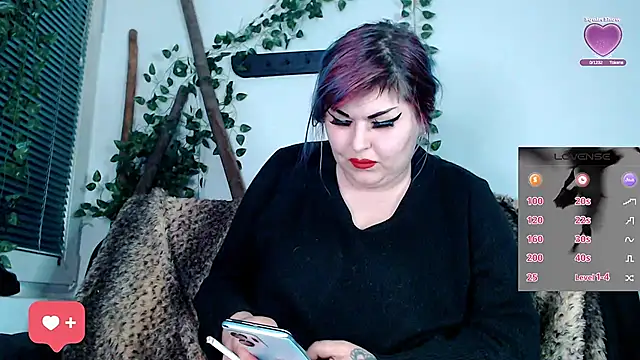 Snapshot of Psychobitch7 chatting on October 21, 9:37 pm Psychobitch7 online show from October 21, 9:37 pm