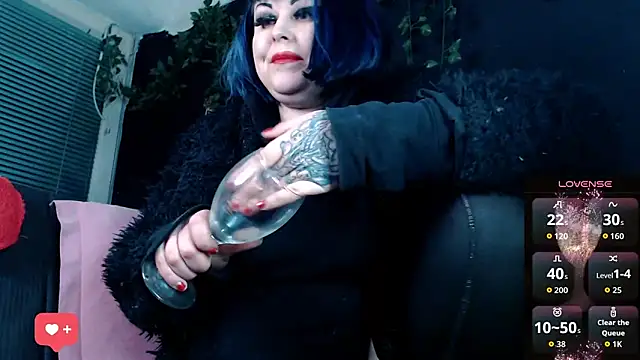 Snapshot of Psychobitch7 chatting on January 6, 9:07 pm Psychobitch7 online show from January 6, 9:07 pm