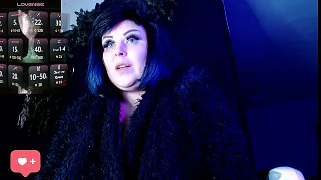 Snapshot of Psychobitch7 chatting on January 10, 8:43 pm Psychobitch7 online show from January 10, 8:43 pm