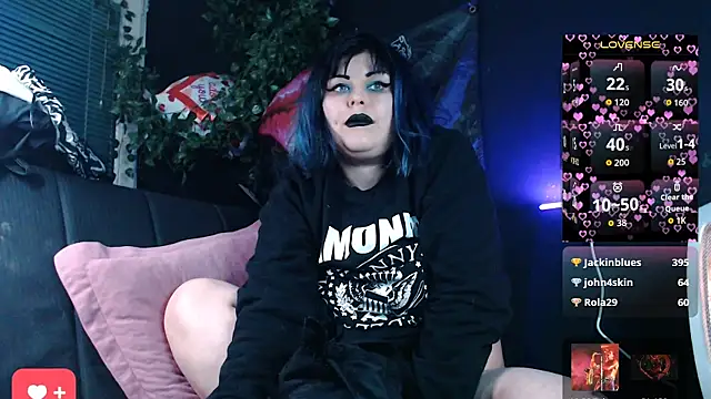 Snapshot of Psychobitch7 chatting on February 19, 8:16 pm Psychobitch7 online show from February 19, 8:16 pm