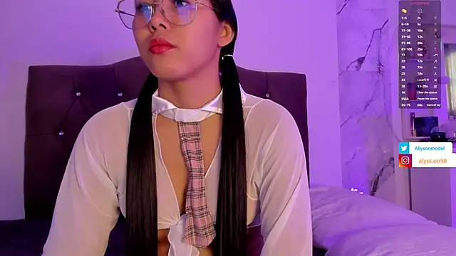 alysson 18 online show from March 23, 1:15 pm