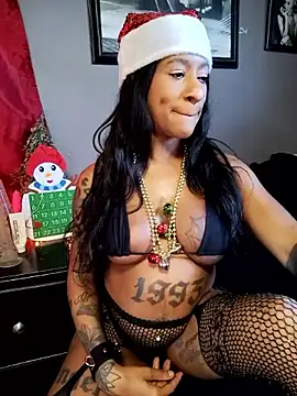 iitsolivia13 online show from December 16, 8:37 pm