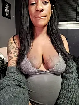 iitsolivia13 online show from March 2, 9:11 pm