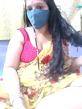 Snapshot of Rising_Smiler chatting on December 26, 5:30 pm Rising Smiler online show from December 26, 5:30 pm