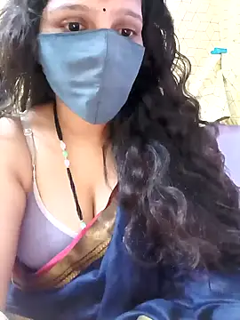 Snapshot of Rising_Smiler chatting on December 27, 12:34 pm Rising Smiler online show from December 27, 12:34 pm