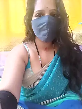 Snapshot of Rising_Smiler chatting on December 30, 8:54 am Rising Smiler online show from December 30, 8:54 am