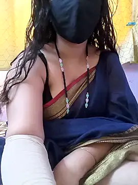 Snapshot of Rising_Smiler chatting on January 3, 9:15 am Rising Smiler online show from January 3, 9:15 am