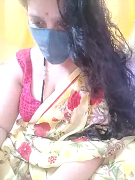 Snapshot of Rising_Smiler chatting on January 7, 10:11 am Rising Smiler online show from January 7, 10:11 am