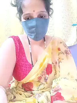 Snapshot of Rising_Smiler chatting on January 7, 6:24 pm Rising Smiler online show from January 7, 6:24 pm