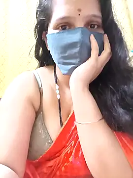 Snapshot of Rising_Smiler chatting on January 9, 5:43 pm Rising Smiler online show from January 9, 5:43 pm