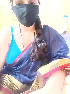 Snapshot of Rising_Smiler chatting on January 10, 8:26 pm Rising Smiler online show from January 10, 8:26 pm