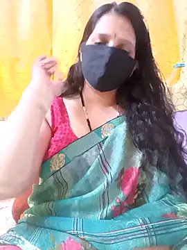 Snapshot of Rising_Smiler chatting on January 22, 11:12 am Rising Smiler online show from January 22, 11:12 am