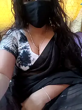 Snapshot of Rising_Smiler chatting on January 29, 9:33 am Rising Smiler online show from January 29, 9:33 am