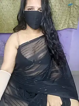 Snapshot of Rising_Smiler chatting on January 29, 6:18 pm Rising Smiler online show from January 29, 6:18 pm