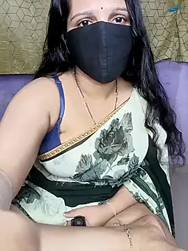 Snapshot of Rising_Smiler chatting on February 2, 5:48 pm Rising Smiler online show from February 2, 5:48 pm