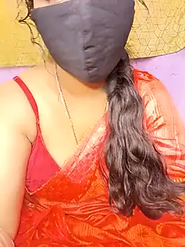 Snapshot of Rising_Smiler chatting on February 12, 9:10 am Rising Smiler online show from February 12, 9:10 am