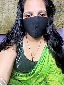 Snapshot of Rising_Smiler chatting on February 16, 5:26 pm Rising Smiler online show from February 16, 5:26 pm