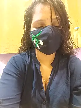 Snapshot of Rising_Smiler chatting on September 19, 6:19 pm Rising Smiler online show from September 19, 6:19 pm