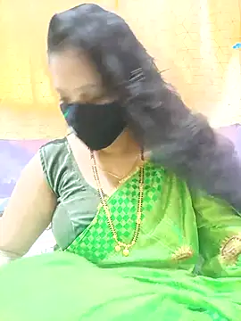 Snapshot of Rising_Smiler chatting on September 20, 8:59 am Rising Smiler online show from September 20, 8:59 am