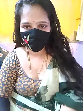 Snapshot of Rising_Smiler chatting on November 2, 10:06 am Rising Smiler online show from November 2, 10:06 am