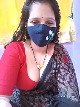 Snapshot of Rising_Smiler chatting on November 20, 8:47 am Rising Smiler online show from November 20, 8:47 am