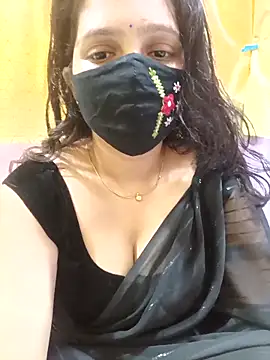 Snapshot of Rising_Smiler chatting on November 24, 7:30 am Rising Smiler online show from November 24, 7:30 am