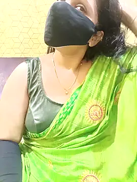 Snapshot of Rising_Smiler chatting on November 28, 6:10 pm Rising Smiler online show from November 28, 6:10 pm