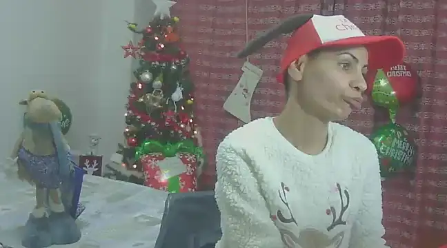 hotSANDRA STARR online show from December 15, 10:37 pm