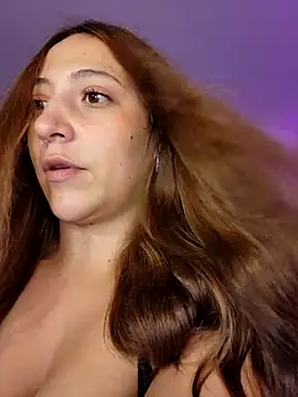 Snapshot of VickyHoult chatting on March 20, 11:23 pm VickyHoult online show from March 20, 11:23 pm