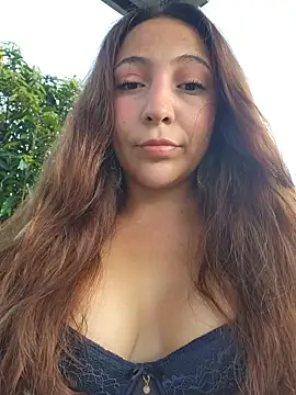 Snapshot of VickyHoult chatting on November 6, 9:59 pm VickyHoult online show from November 6, 9:59 pm