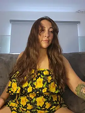 Snapshot of VickyHoult chatting on December 17, 8:04 pm VickyHoult online show from December 17, 8:04 pm