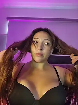 VickyHoult online show from January 14, 9:42 pm