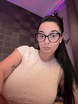 Snapshot of YreneRay chatting on January 14, 1:17 pm YreneRay online show from January 14, 1:17 pm