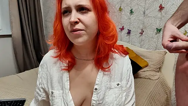 Snapshot of GenrikhBecca chatting on February 24, 4:36 pm GenrikhBecca online show from February 24, 4:36 pm