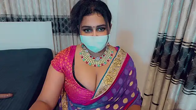 Snapshot of SonY_CaM chatting on June 23, 9:18 am SonY CaM online show from June 23, 9:18 am