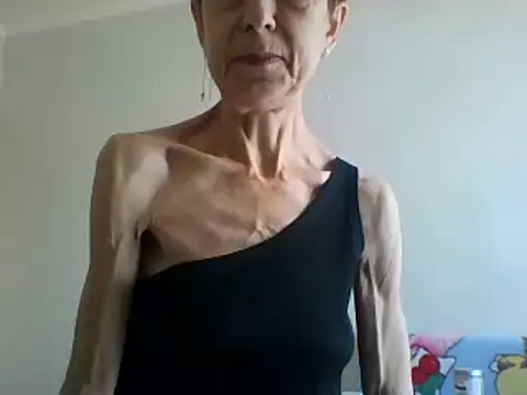 SwettyViktory online show from April 3, 8:34 am