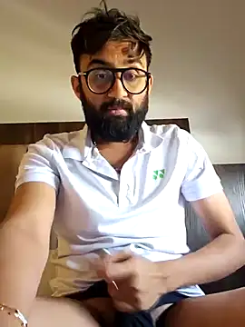 love4shownude online show from January 17, 5:42 am