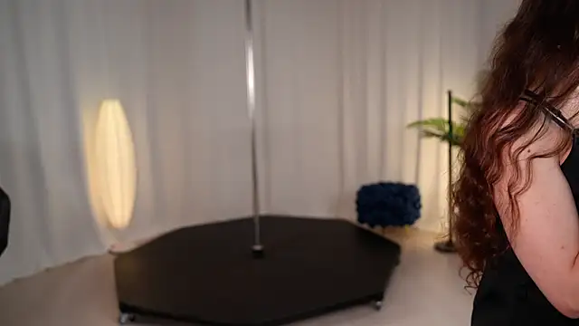 KittyCaitlin online show from July 13, 9:17 pm