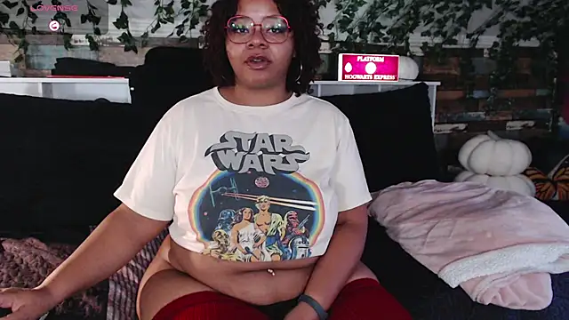 Snapshot of -khayaparker chatting on December 23, 10:12 pm -khayaparker online show from December 23, 10:12 pm