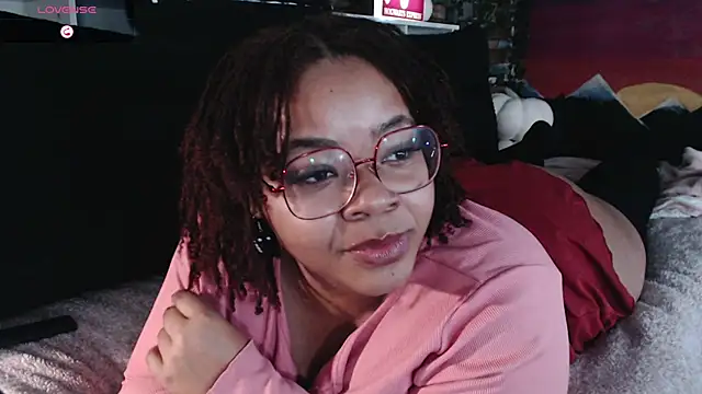 Snapshot of -khayaparker chatting on December 27, 9:54 pm -khayaparker online show from December 27, 9:54 pm