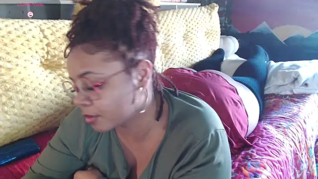 Snapshot of -khayaparker chatting on January 8, 8:29 pm -khayaparker online show from January 8, 8:29 pm