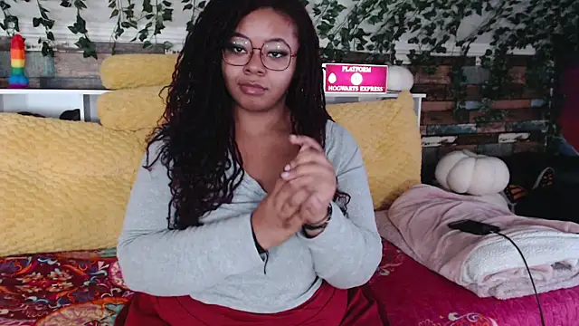 Snapshot of -khayaparker chatting on February 10, 2:05 pm -khayaparker online show from February 10, 2:05 pm