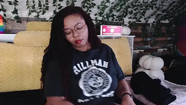 Snapshot of -khayaparker chatting on February 11, 7:16 pm -khayaparker online show from February 11, 7:16 pm