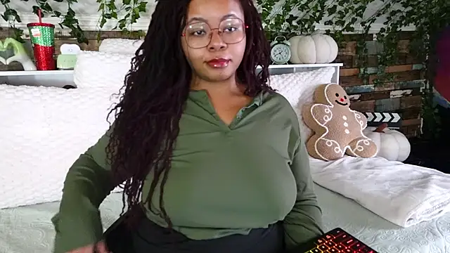 Snapshot of -khayaparker chatting on February 19, 6:43 pm -khayaparker online show from February 19, 6:43 pm