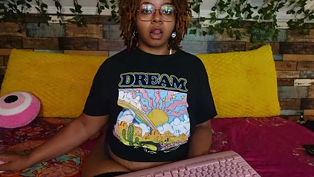 Snapshot of -khayaparker chatting on September 14, 11:42 am -khayaparker online show from September 14, 11:42 am